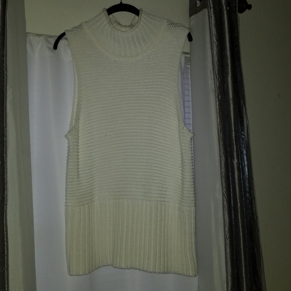 GAP Sweater
